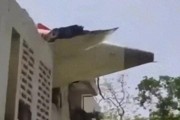迪庆印度一波音787客机坠毁机上242人、地面5名学生遇难！我驻印度使馆：机上无中国籍乘客